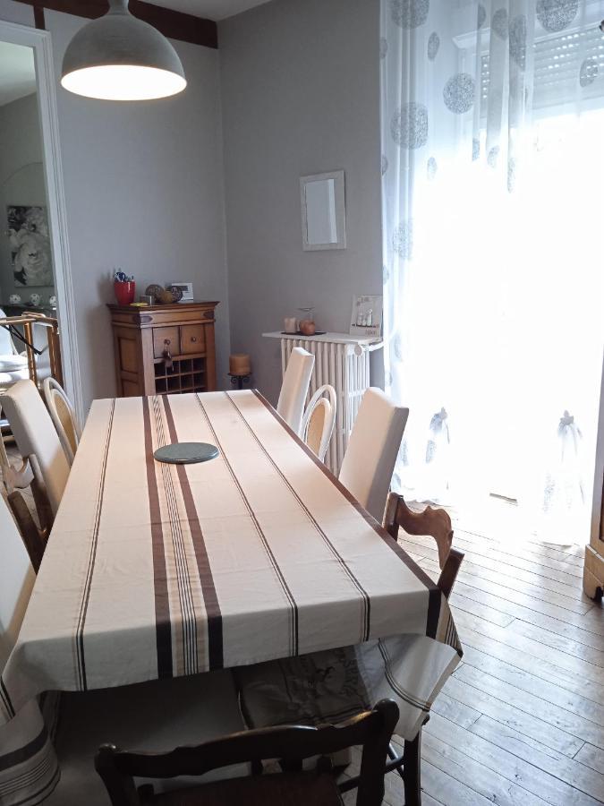 Maison De Famille A Perigueux Bagian luar foto
